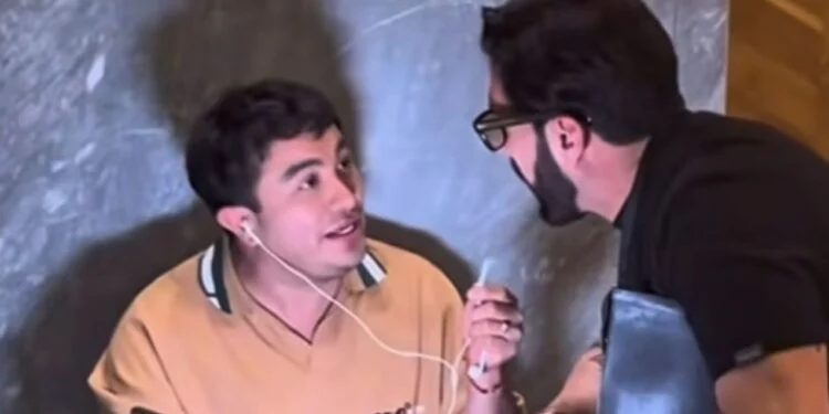 Poncho De Nigris enfrenta a “Gabo” Cuevas en plena transmisión en vivo