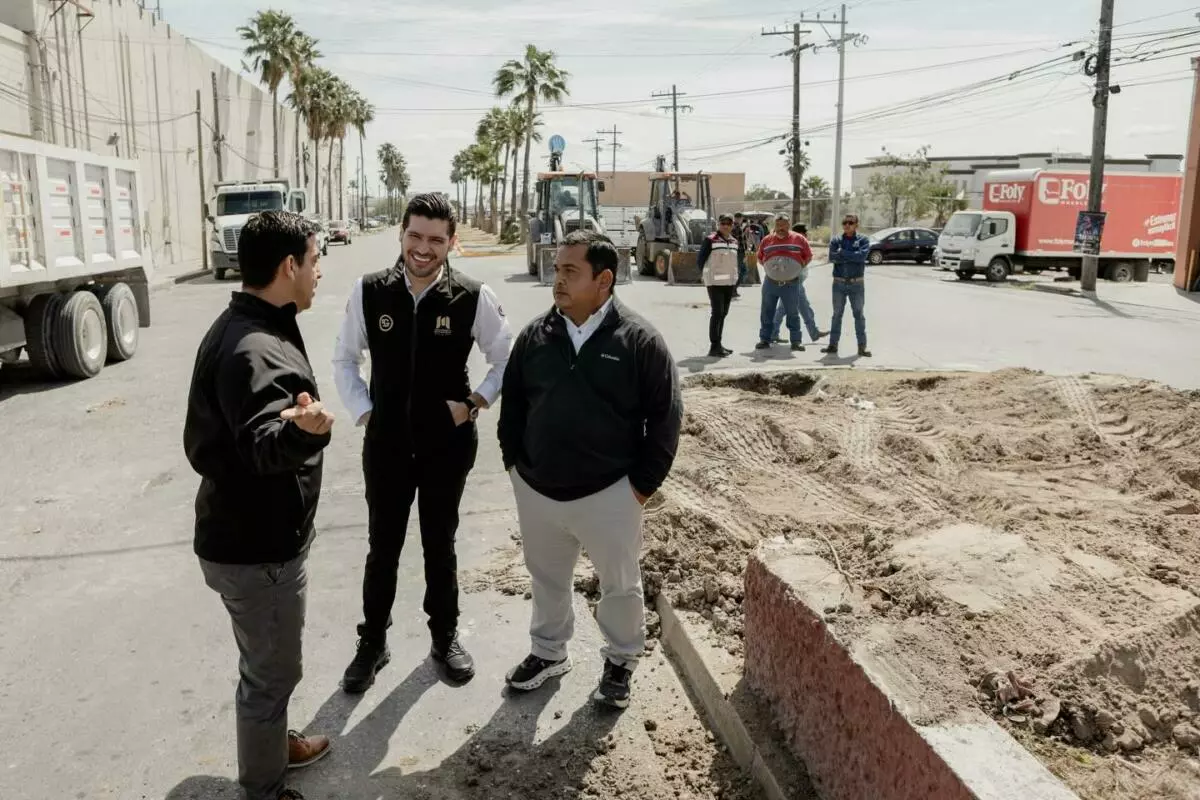 El alcalde Beto Granados supervisa inicio de ampliación en la avenida Longoria para mejorar la vialidad