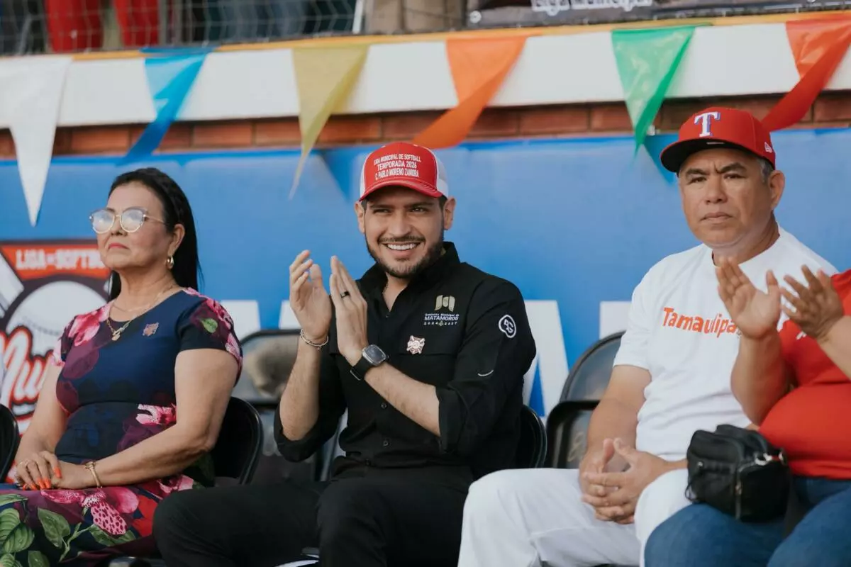 El alcalde Beto Granados asiste a inauguración de la Liga Municipal de Softbol Matamoros