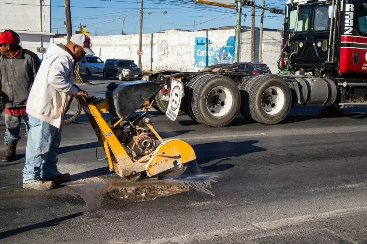 Gobierno Municipal de Matamoros refuerza trabajos de bacheo en diversos sectores de la ciudad