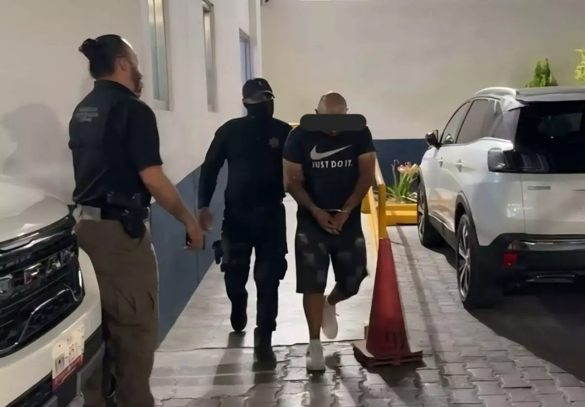 🚨 Detienen a dos extorsionadores de comerciantes en Matamoros