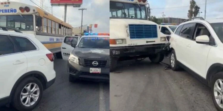 Se registra accidente entre transporte público y vehículo particular en Calle Sexta en Matamoros, Tamaulipas