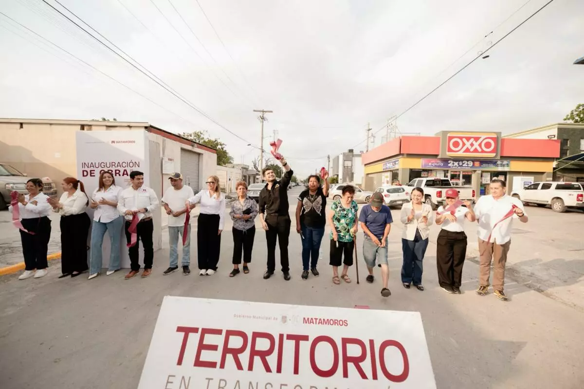 El alcalde Beto Granados inaugura pavimentación de la calle Francisco Castellanos en la colonia Popular