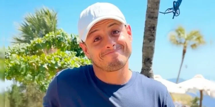¿Vuelve a las canchas? “Chicharito” Hernández descarta su retiro en redes sociales