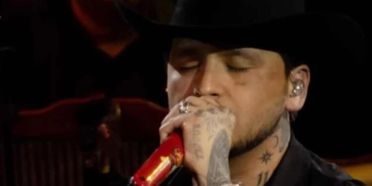 Christian Nodal reaparece en Aguascalientes, pero sin Ángela Aguilar