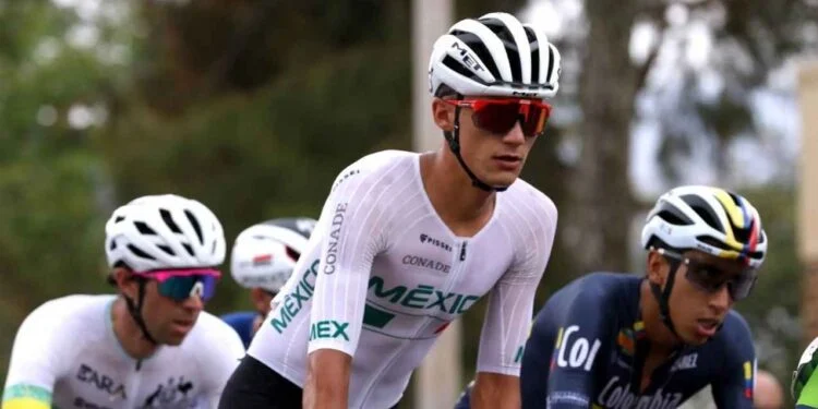 Isaac del Toro abandona la etapa 3 del Itzulia 2026 tras una fuerte caída