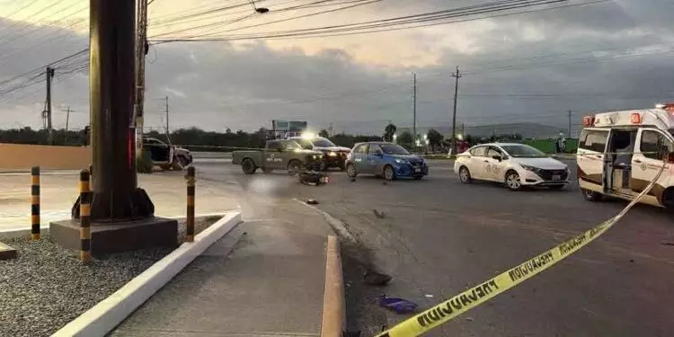 Muere motociclista tras choque con transporte de personal de Senda City en Reynosa, Tamaulipas