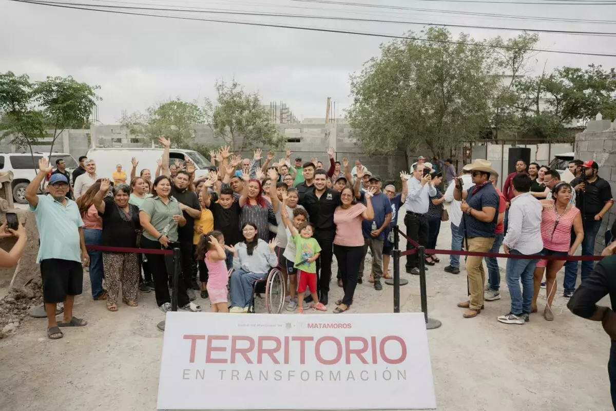 El alcalde Beto Granados inicia pavimentación en la colonia Las Torres