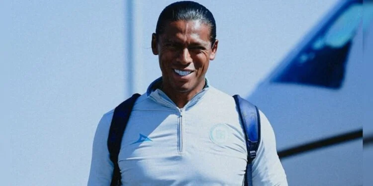 Sorprende en Cruz Azul la ausencia de Carlos Rodríguez en México