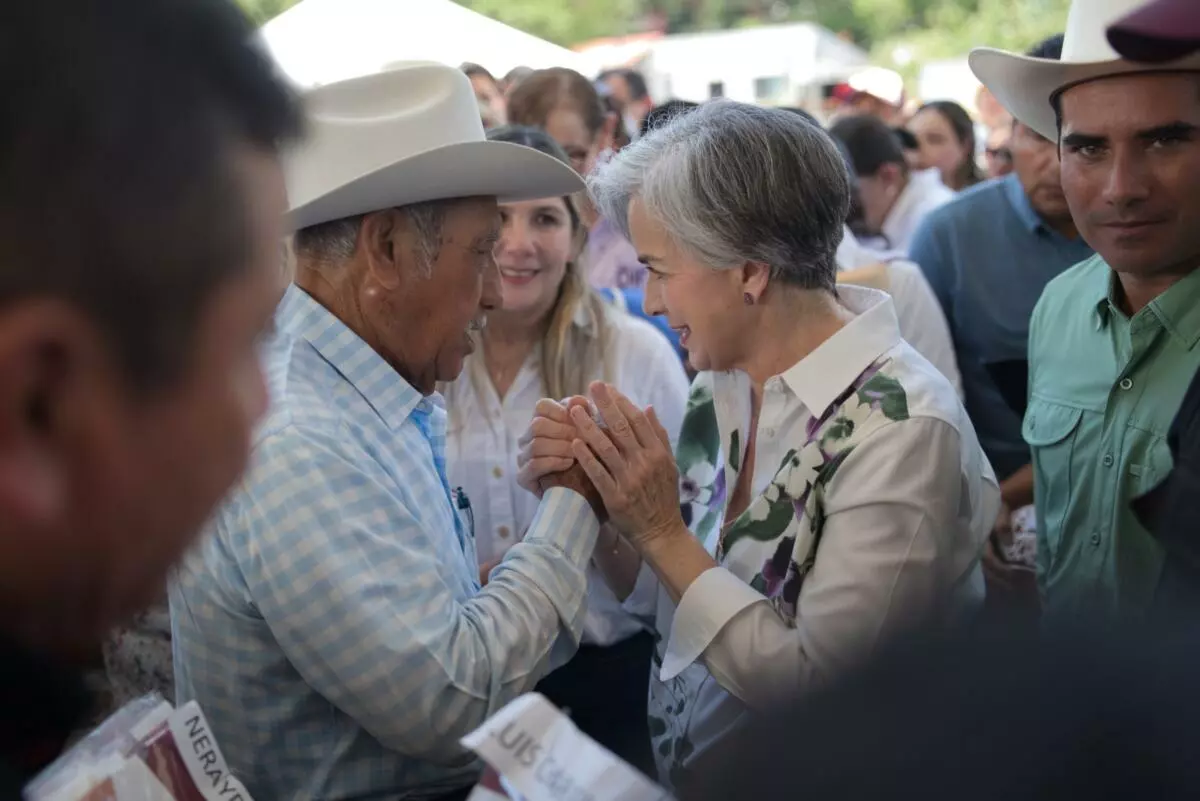DIF Tamaulipas fortalece apoyo social en Llera con brigada de servicios gratuitos