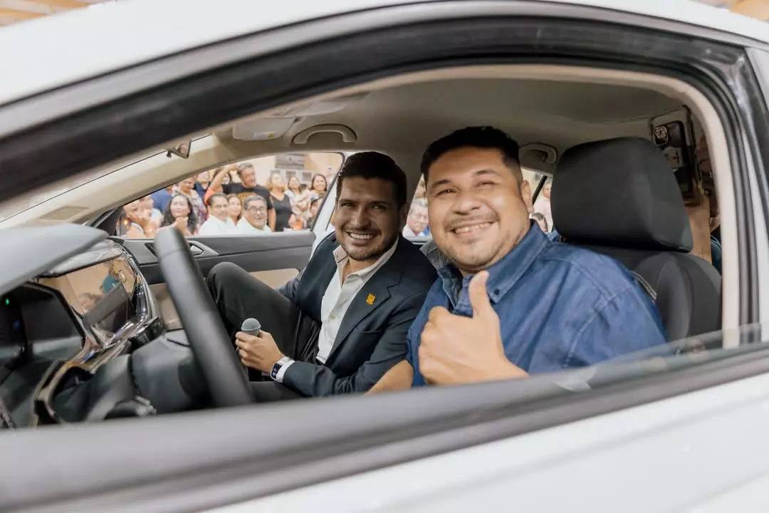 El alcalde Beto Granados celebra a las y los maestros de Matamoros con gran festejo
