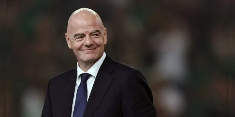 Infantino anticipa fiesta por partido mil del Mundial en Monterrey