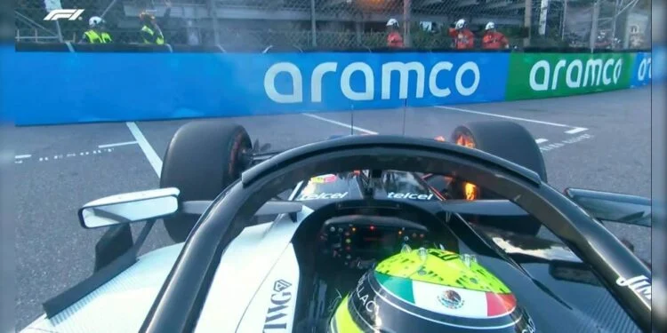 ¡Las llamas frenan a “Checo” Pérez! Bandera roja corta su FP2 en Mónaco