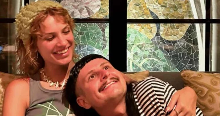 Fiona Chernavskaya recuerda a Oliver Tree en su cumpleaños 33