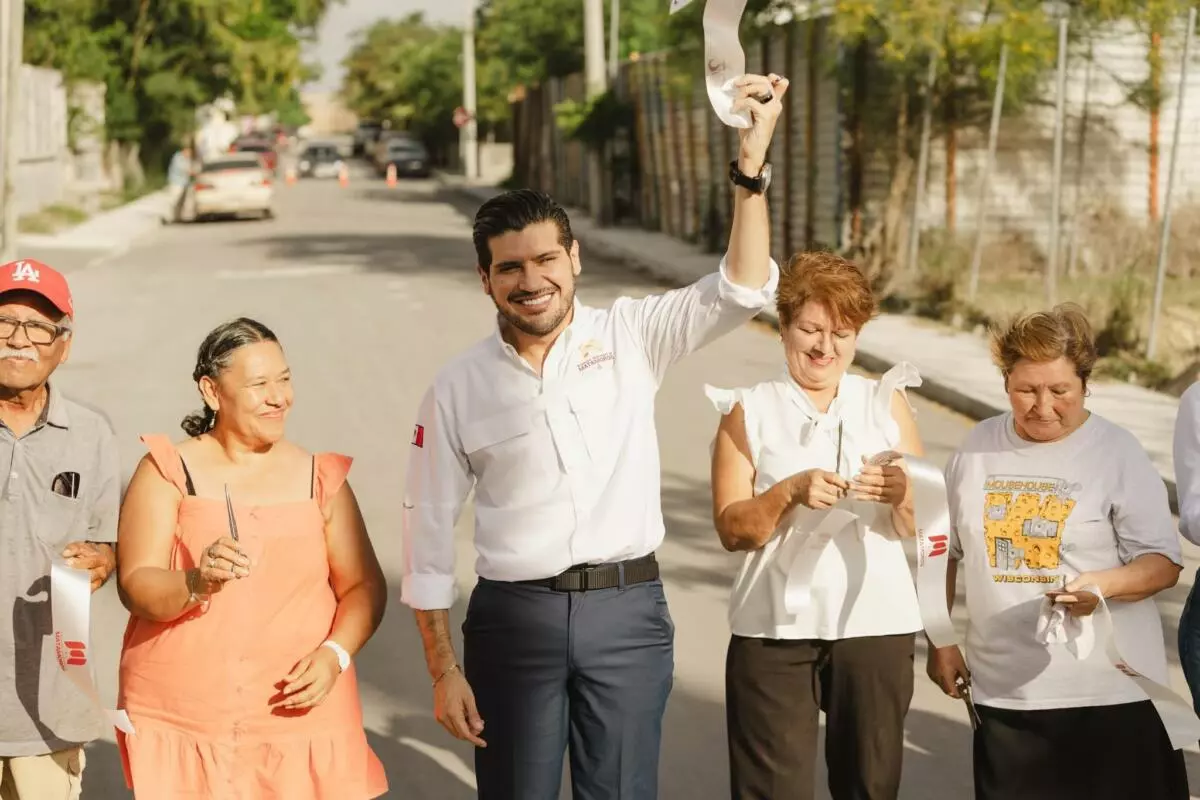 El alcalde Beto Granados entrega pavimentación de la calle Vicente Barrera en la colonia Revolución Verde