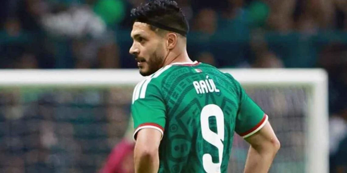 Raúl Jiménez rompe sequía mundialista y se acerca al récord de “Chicharito”