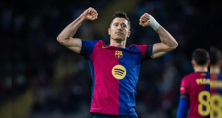 Robert Lewandowski deja Europa y firma con Chicago Fire