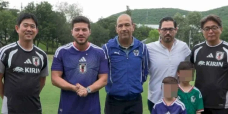 Samuel García visita a seleccionados de Japón durante entrenamiento en instalaciones de El Barrial