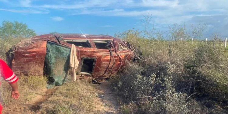 Volcadura deja tres personas sin vida en Reynosa, Tamaulipas