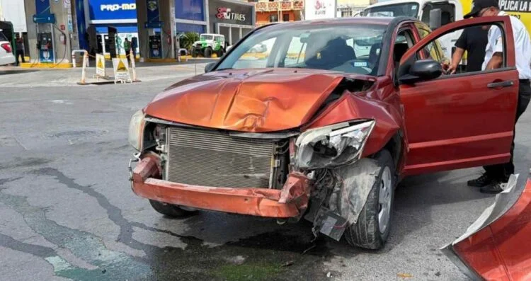 Fuerte choque en el cruce de Diagonal y Calle 15 en Matamoros, Tamaulipas