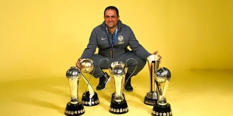 ¿Cuántos y qué títulos ganó André Jardine con el América?