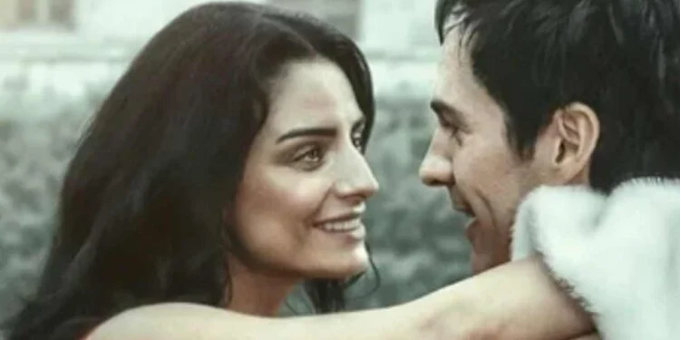 ¿Aislinn Derbez y Mauricio Ochmann tendrán reconciliación?