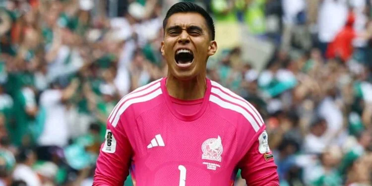 ¿Quién es y dónde nació ‘Tala’ Rangel, portero de la Selección Mexicana y de las Chivas?