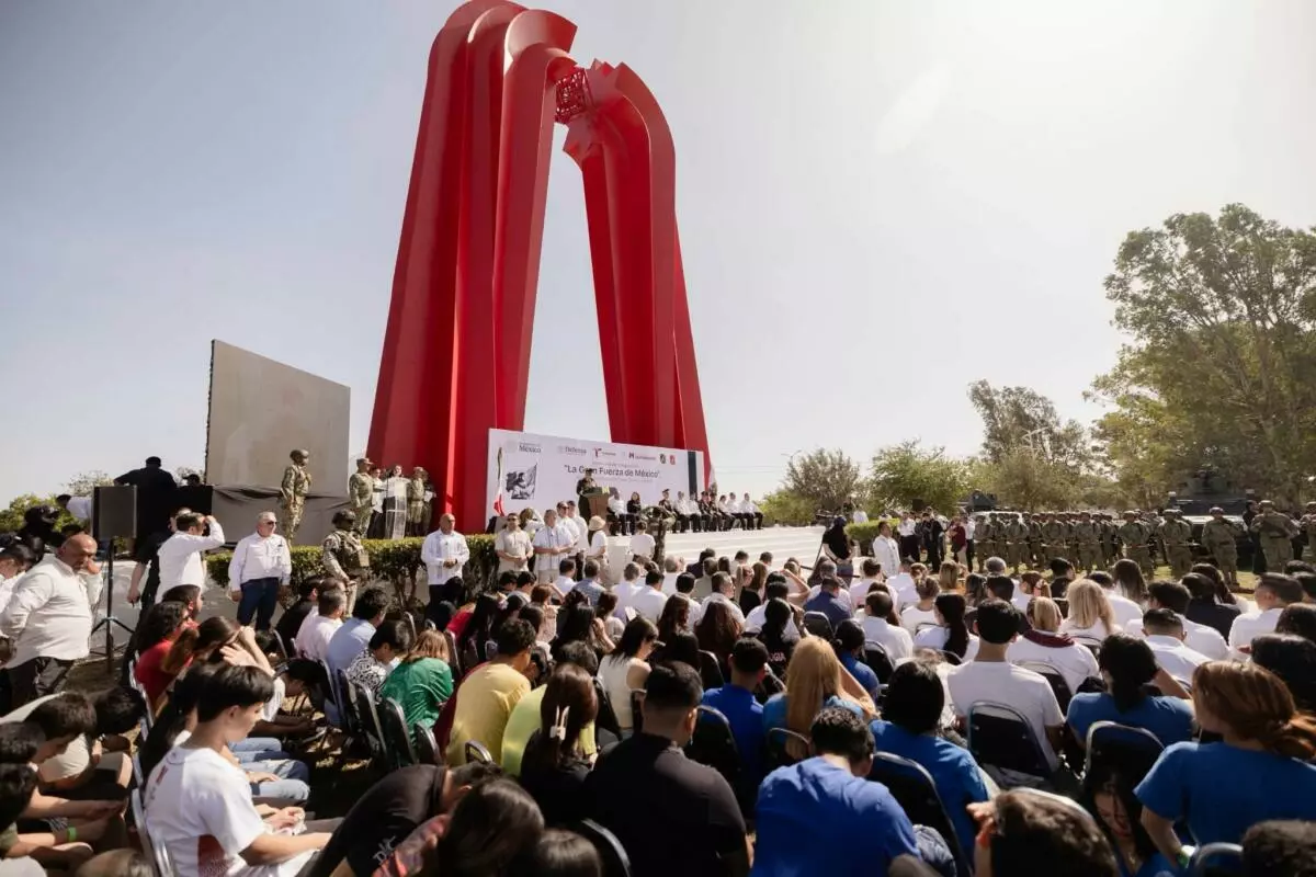 El alcalde Beto Granados inaugura la exposición “La Gran Fuerza de México” en Matamoros