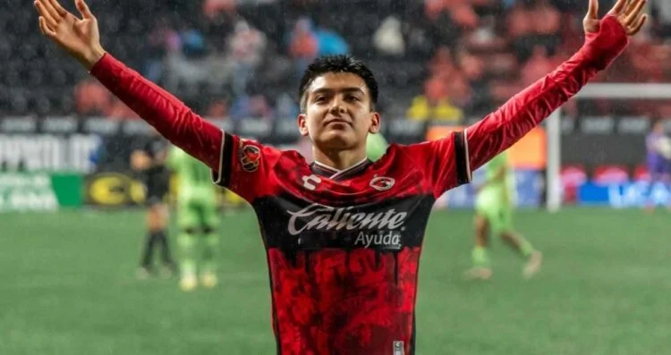 Gilberto Mora seguiría con Xolos pese al interés de clubes europeos
