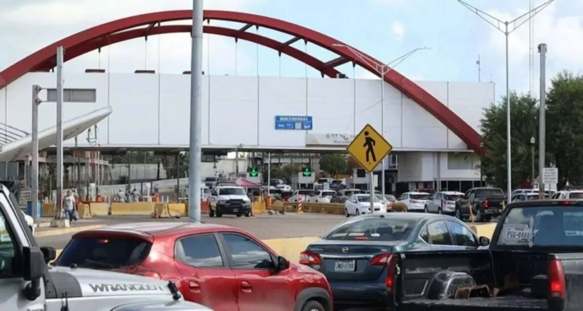 Vacaciones elevan cruces fronterizos entre Matamoros, Tamaulipas y Brownsville