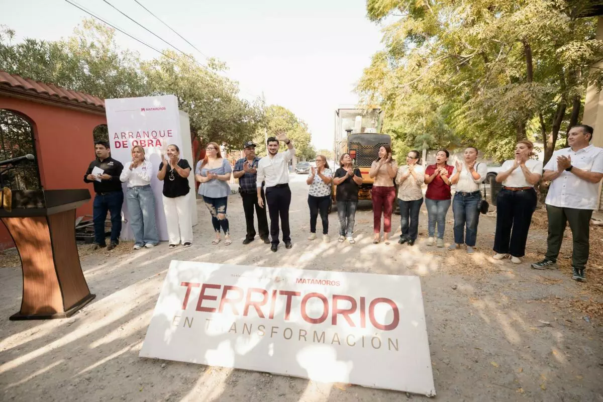 El alcalde Beto Granados inicia obra de pavimentación en la colonia Alberto Carrera Torres