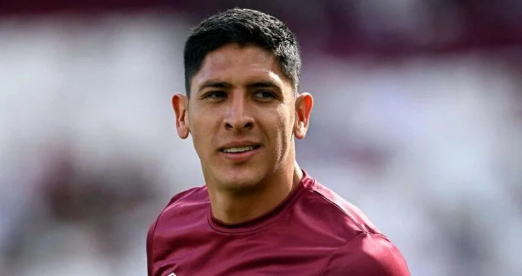 Edson Álvarez mantendrá el número 4 con West Ham pese a rumores de salida
