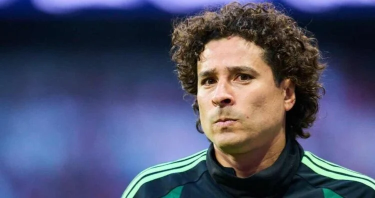 Guillermo Ochoa vuelve al Estadio Azteca y manda mensaje a aficionados de América