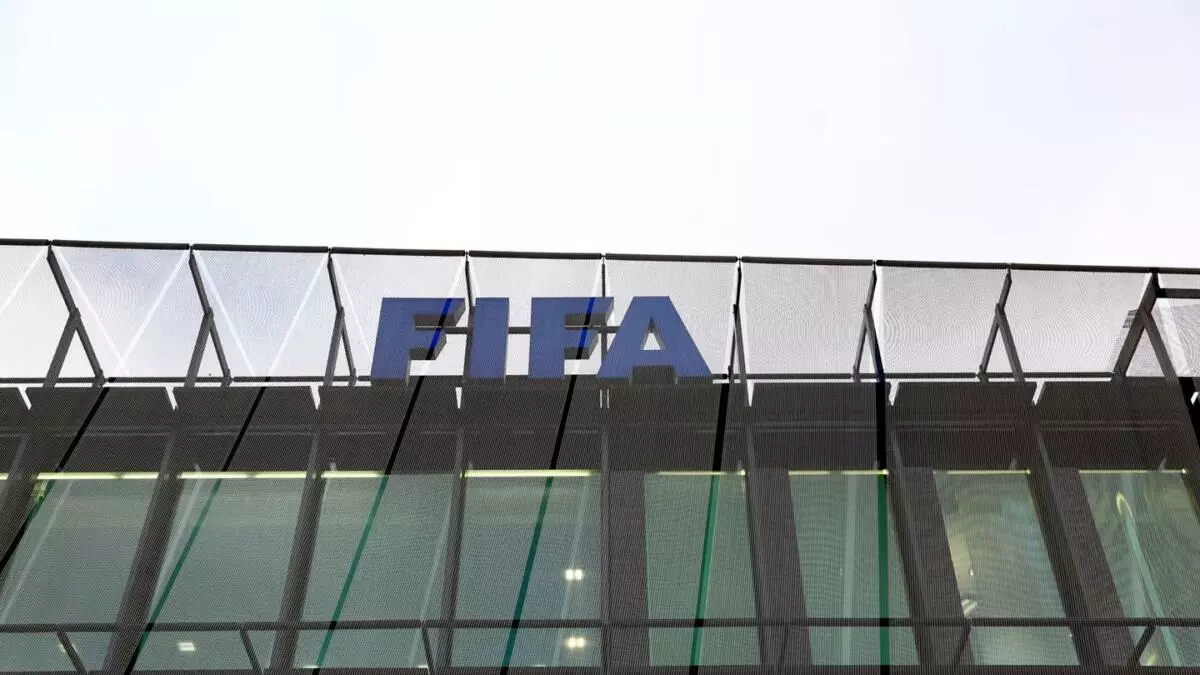 UEFA, Concacaf y AFC Acusan a FIFA de Engaño; Dicen que el Futbol No es de un Individuo