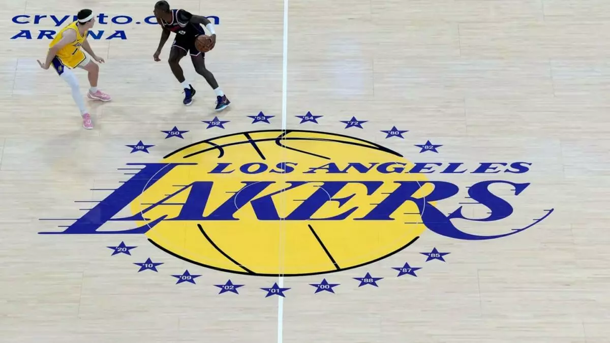El Drama Familiar Detrás de la Venta de los Lakers