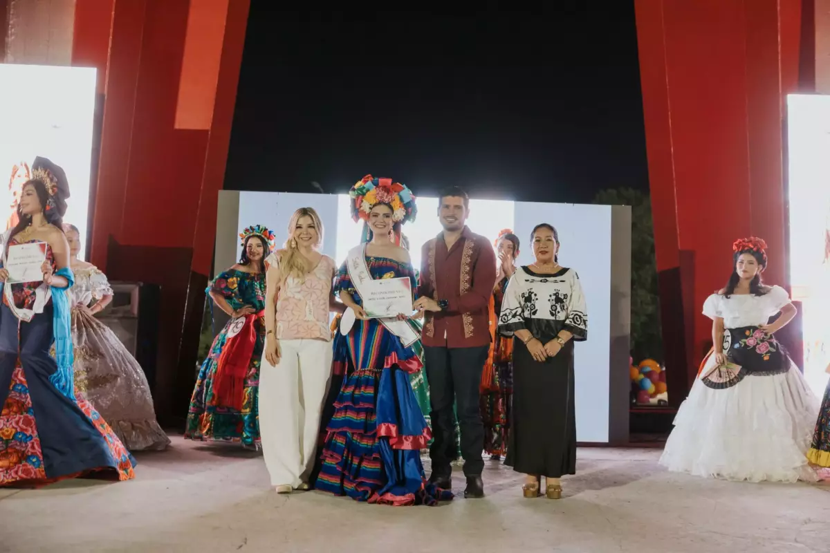 El alcalde Beto Granados celebra certamen Señorita Independencia con 32 jóvenes matamorenses
