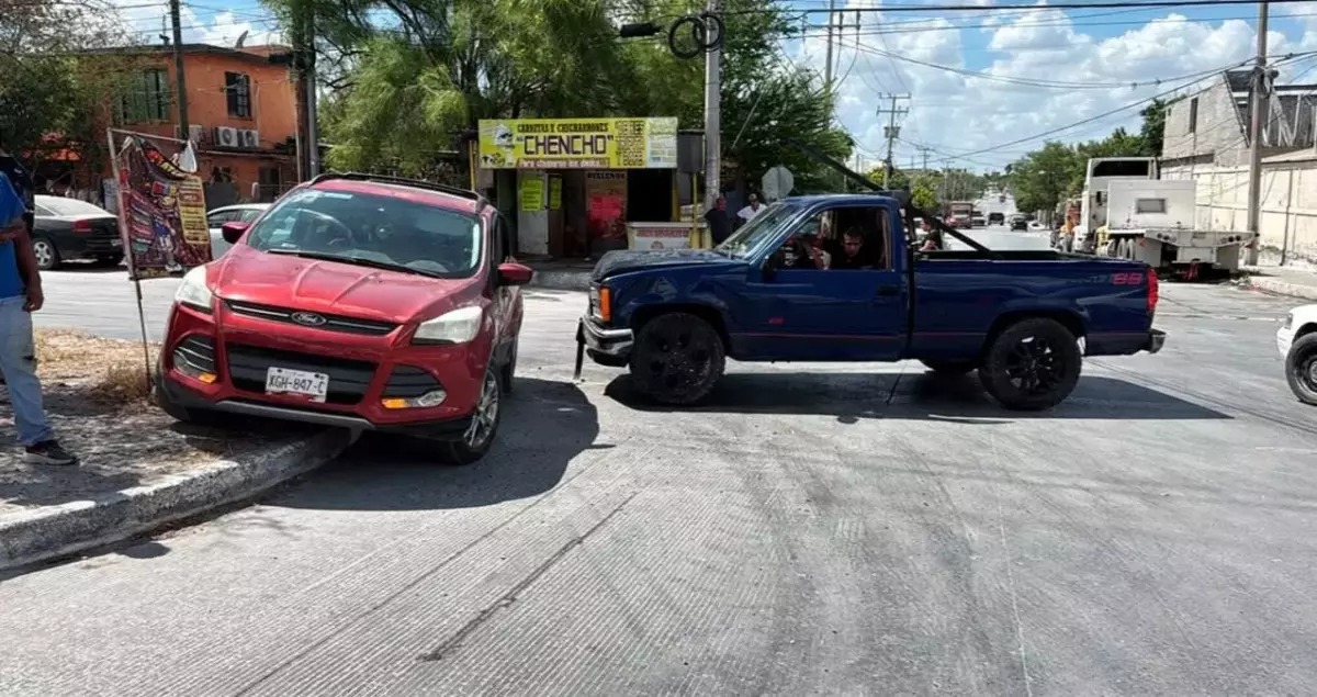 Accidente vial deja mujeres con lesiones en Reynosa, Tamaulipas