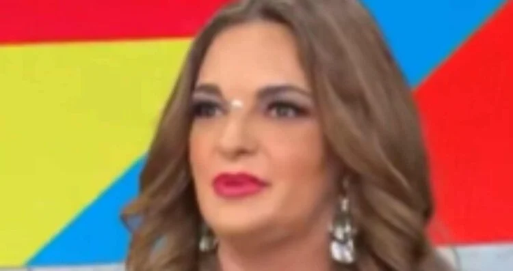 Mariana Seoane encara a Ana María Alvarado en pleno programa en vivo