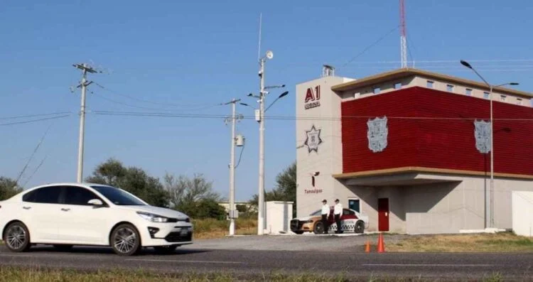 Seguridad Pública reforzará vigilancia carretera desde Matamoros hasta Nuevo Laredo con 15 estaciones seguras