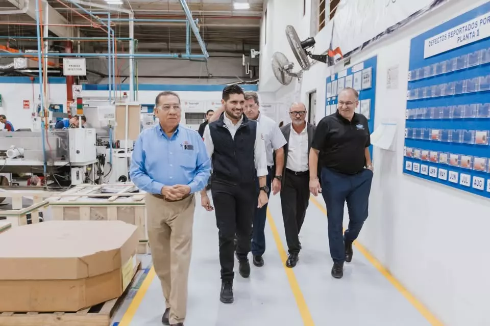 El alcalde Beto Granados visita Suprajit y respalda sus planes de generar más empleos