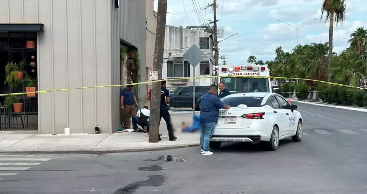 Masculino pierde la vida en plena vía pública tras sufrir presunto infarto en Reynosa, Tamaulipas