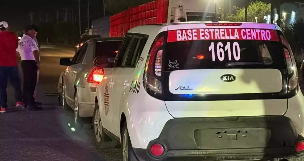 Reportan choque por alcance entre dos vehículos en Matamoros, Tamaulipas