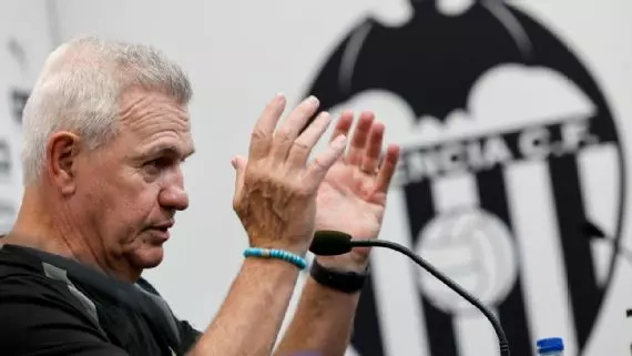 ¿Cómo han sido las primeras semanas de Javier Aguirre en Valencia?